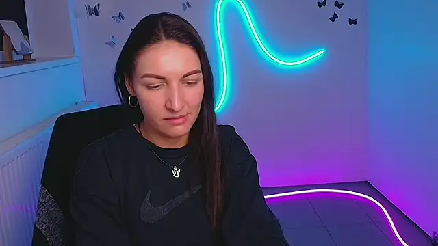 Snapshot of Aurora_Loveu chatting on November 21, 2025, 1:21 pm Aurora Loveu online show from November 21, 2025, 1:21 pm