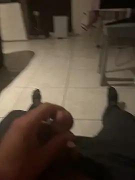 Snapshot of geilheit12 chatting on October 11, 2025, 1:05 am geilheit12 online show from October 11, 2025, 1:05 am