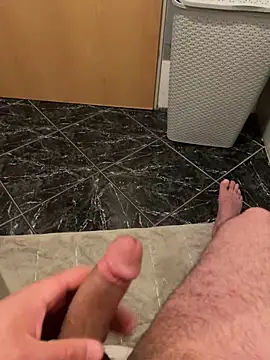 Snapshot of geilheit12 chatting on November 13, 2025, 4:17 pm geilheit12 online show from November 13, 2025, 4:17 pm