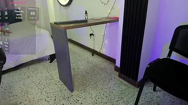 Snapshot of chubby_sexy_ chatting on November 27, 2025, 12:18 pm chubby sexy online show from November 27, 2025, 12:18 pm