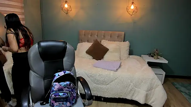 Miss Cataleya   online show from November 4, 2025, 11:42 am