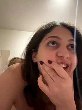 DreamThickCouple online show from November 26, 2025, 10:11 pm