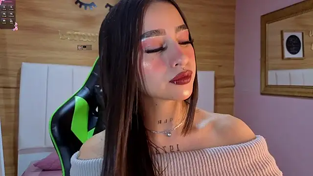 Snapshot of Abril_Velvet_a_ chatting on November 26, 2025, 12:39 pm Abril Velvet a online show from November 26, 2025, 12:39 pm