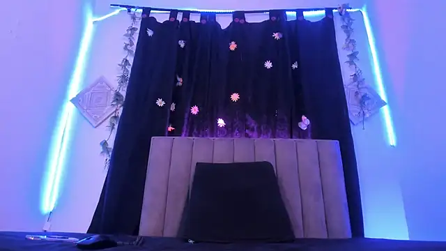 AkiraStone  online show from September 25, 2025, 12:42 pm