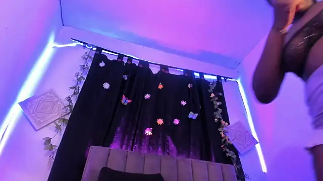 AkiraStone  online show from October 10, 2025, 8:19 pm