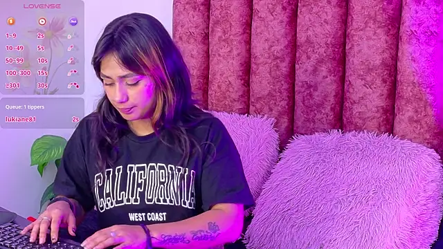 Conejita 420 online show from November 29, 2025, 8:45 pm