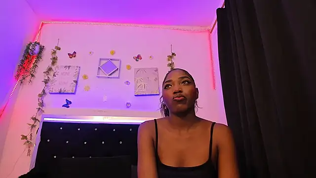 AkariRosetti online show from October 2, 2025, 1:07 pm