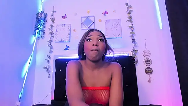 AkariRosetti online show from October 6, 2025, 7:33 pm