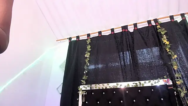 AkariRosetti online show from November 10, 2025, 2:16 pm