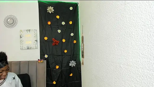 AkariRosetti online show from December 19, 2025, 2:35 pm