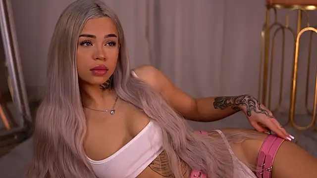 NickyBenz online show from October 25, 2025, 6:02 pm