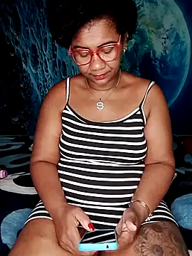 Snapshot of analgetica chatting on November 26, 2025, 11:00 am analgetica online show from November 26, 2025, 11:00 am