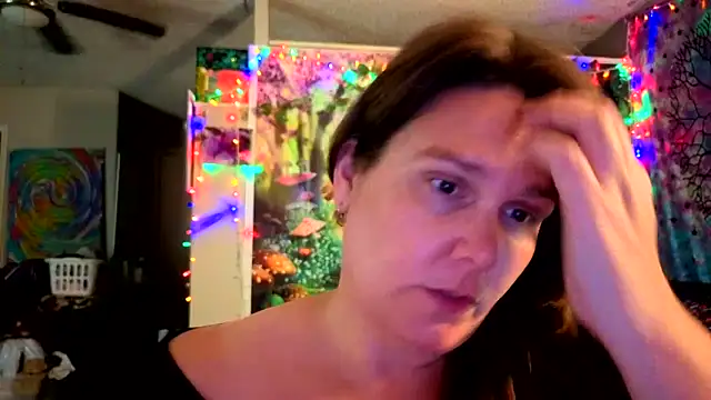 Snapshot of Princess__Kitty__ chatting on October 16, 2025, 2:01 am Princess  Kitty   online show from October 16, 2025, 2:01 am