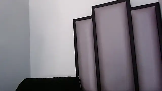 Snapshot of Lucy-23 chatting on November 9, 2025, 5:22 pm Lucy-23 online show from November 9, 2025, 5:22 pm