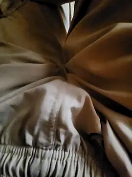 Snapshot of coupleyug chatting on September 17, 2025, 9:11 am coupleyug online show from September 17, 2025, 9:11 am