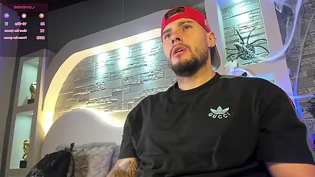 dominic de luca online show from October 31, 2025, 4:35 am