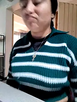 Venus Rivers online show from November 25, 2025, 1:33 pm