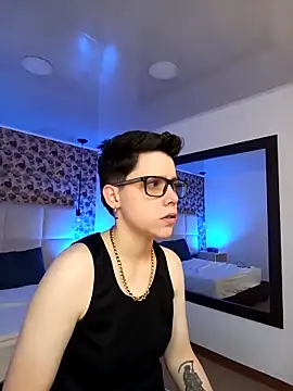 SpencerMontgomery online show from October 26, 2025, 3:29 pm