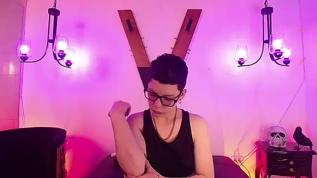 SpencerMontgomery online show from November 20, 2025, 7:13 pm