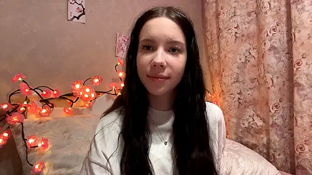 AxyKitten online show from November 6, 2025, 3:46 pm