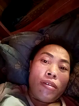 CoMay003 online show from September 17, 2025, 6:48 am