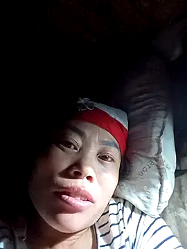 CoMay003 online show from September 29, 2025, 4:01 pm