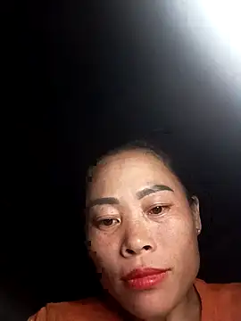 CoMay003 online show from October 19, 2025, 3:01 pm