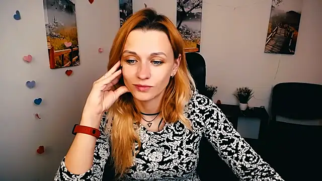 Snapshot of PeppyMia chatting on November 13, 2025, 10:41 pm PeppyMia online show from November 13, 2025, 10:41 pm