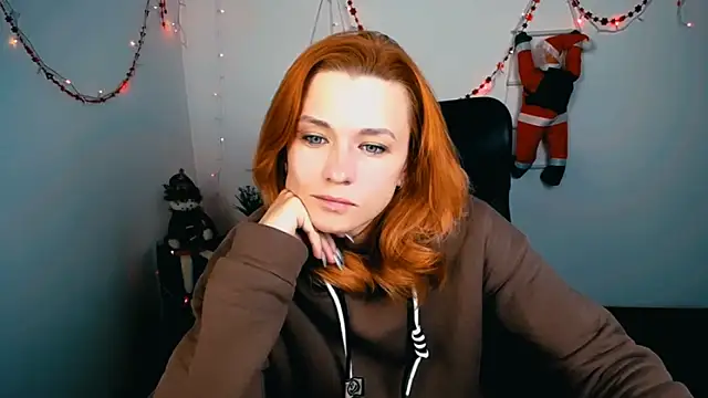 Snapshot of PeppyMia chatting on December 14, 2025, 5:02 am PeppyMia online show from December 14, 2025, 5:02 am