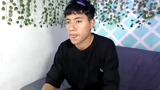 Snapshot of sebas_boys577 chatting on September 21, 2025, 1:46 pm sebas boys577 online show from September 21, 2025, 1:46 pm