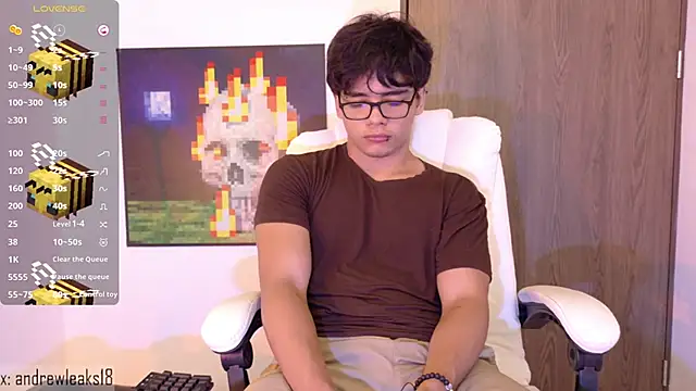 Snapshot of an_drew18 chatting on November 15, 2025, 2:24 pm an drew18 online show from November 15, 2025, 2:24 pm