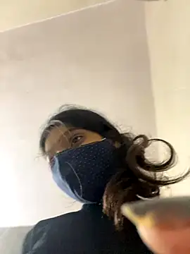 Snapshot of tanisha-2005 chatting on September 10, 2025, 4:40 pm tanisha-2005 online show from September 10, 2025, 4:40 pm