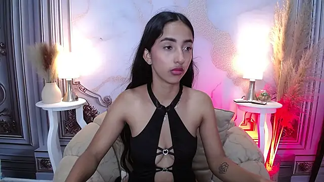 MilkyLally online show from November 11, 2025, 12:16 pm