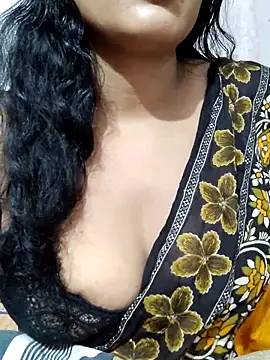 Snapshot of spicysuhana chatting on September 24, 2025, 4:54 pm spicysuhana online show from September 24, 2025, 4:54 pm