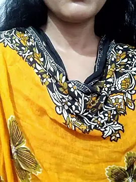 Snapshot of spicysuhana chatting on September 27, 2025, 3:22 am spicysuhana online show from September 27, 2025, 3:22 am