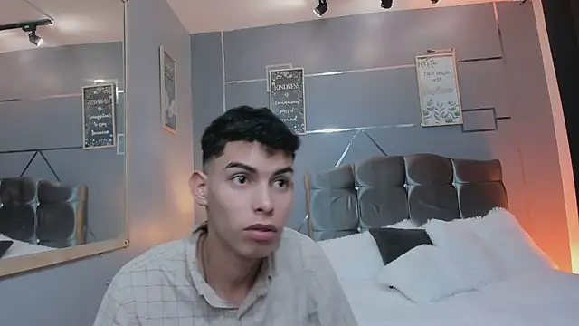 Room 69x online show from November 12, 2025, 3:07 am