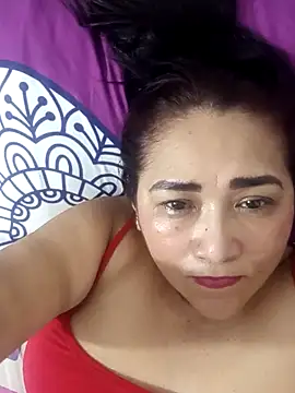 Snapshot of linda_luna29 chatting on September 12, 2025, 2:11 am linda luna29 online show from September 12, 2025, 2:11 am