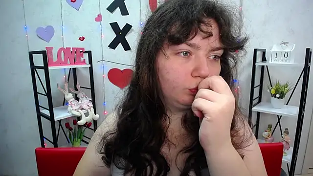 NeonilaLisova online show from October 11, 2025, 5:17 am