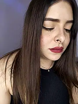 Nahomy cm online show from November 20, 2025, 8:41 pm