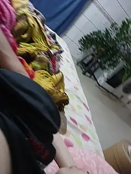 Snapshot of thequestiontrad chatting on November 29, 2025, 4:04 am thequestiontrad online show from November 29, 2025, 4:04 am