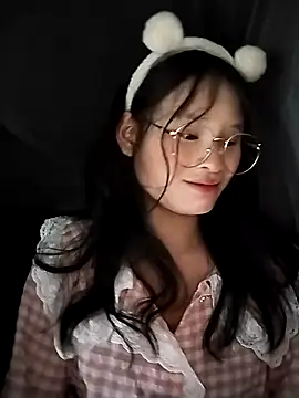 Snapshot of saronla_03 chatting on September 15, 2025, 3:12 pm saronla 03 online show from September 15, 2025, 3:12 pm