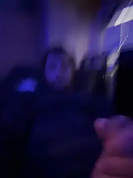 Snapshot of high3ndlowlife chatting on December 5, 2025, 1:09 pm high3ndlowlife online show from December 5, 2025, 1:09 pm