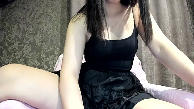 Snapshot of Mayachka333 chatting on December 3, 2025, 2:15 pm Mayachka333 online show from December 3, 2025, 2:15 pm