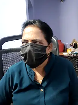 Snapshot of mallu-lover chatting on September 18, 2025, 11:12 am mallu-lover online show from September 18, 2025, 11:12 am