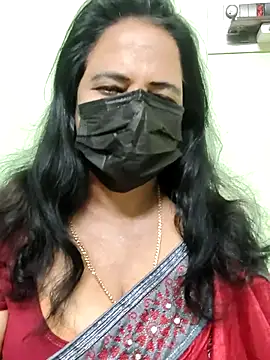 Snapshot of mallu-lover chatting on October 26, 2025, 5:35 am mallu-lover online show from October 26, 2025, 5:35 am