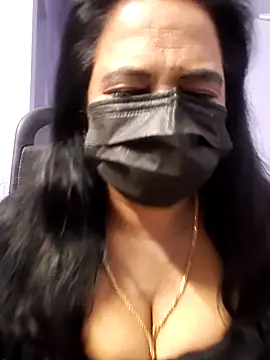 Snapshot of mallu-lover chatting on November 2, 2025, 11:07 pm mallu-lover online show from November 2, 2025, 11:07 pm