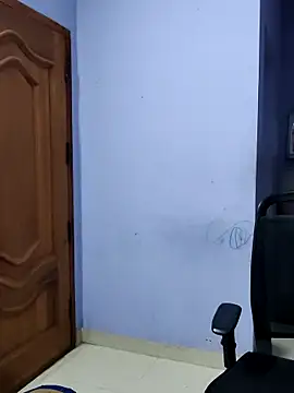 Snapshot of mallu-lover chatting on November 4, 2025, 1:10 pm mallu-lover online show from November 4, 2025, 1:10 pm