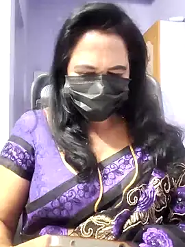 Snapshot of mallu-lover chatting on November 7, 2025, 2:00 am mallu-lover online show from November 7, 2025, 2:00 am