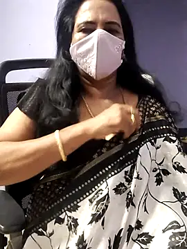 Snapshot of mallu-lover chatting on November 17, 2025, 11:43 pm mallu-lover online show from November 17, 2025, 11:43 pm