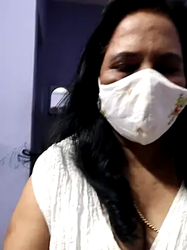 Snapshot of mallu-lover chatting on December 4, 2025, 7:50 am mallu-lover online show from December 4, 2025, 7:50 am